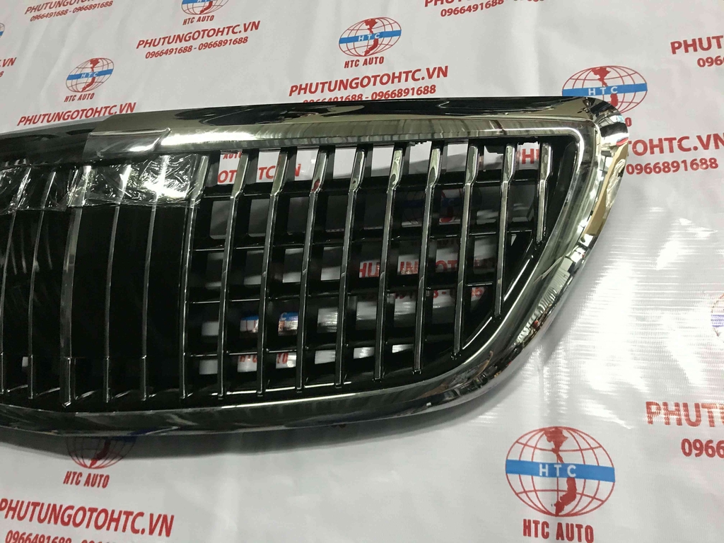 Mặt ga lăng Mercedes - Benz W222 Maybach A2228805302