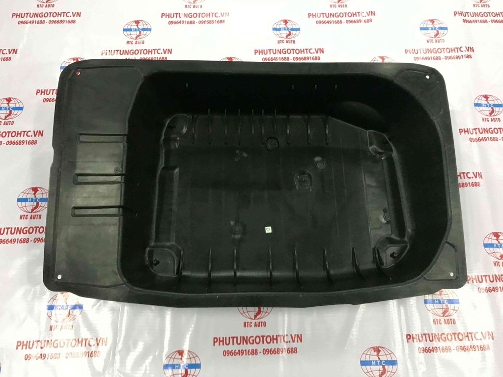 Ốp cốp sau Mercedes - Benz C-Class W205 A2056100175