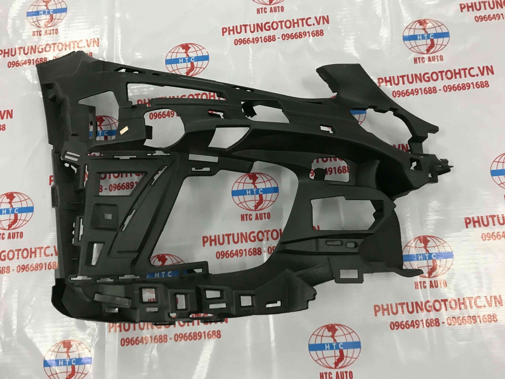 Cá cài cản trước Mercedes - Benz W205 A2058855602 A2058855502