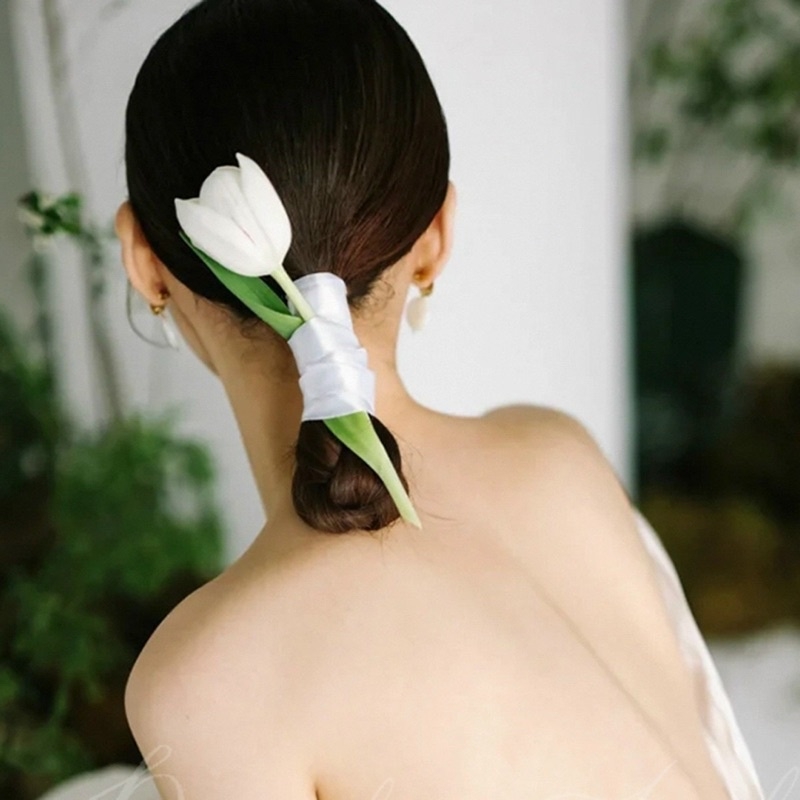 Cài tóc cô dâu Dây ruy băng đính hoa Tulip giả đơn giản dành cho cô dâu đặc biệt tặng thêm 1 dây duy băng 1m