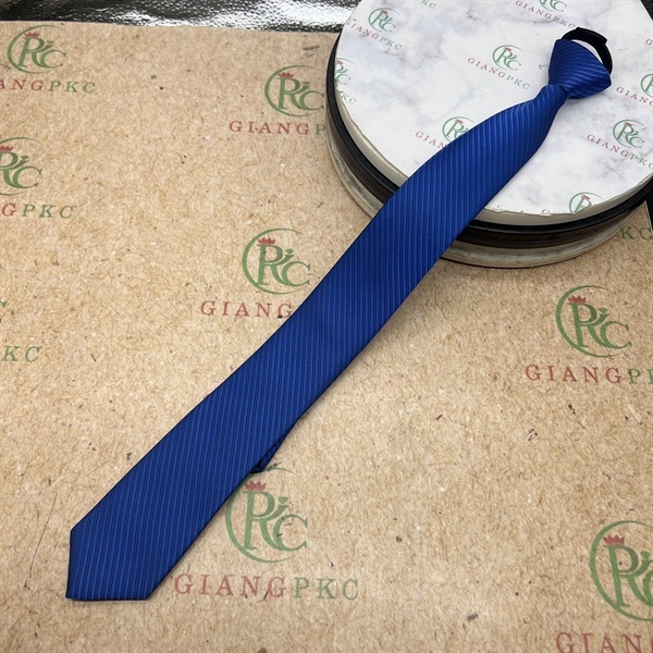 Cà vạt nam mẫu thắt sẵn dây kéo 6cm màu xanh bích kẻ mẫu mới nhất 2023 Giangpkc