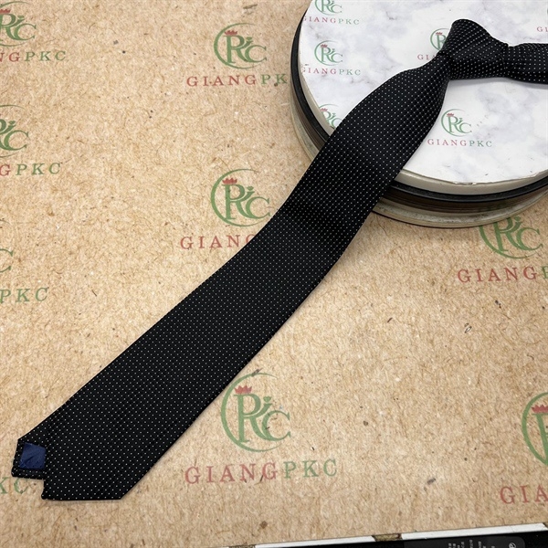 Cà vạt nam màu đen chấm bi tự thắt 8cm sang trọng mới 2023 Giangpkc