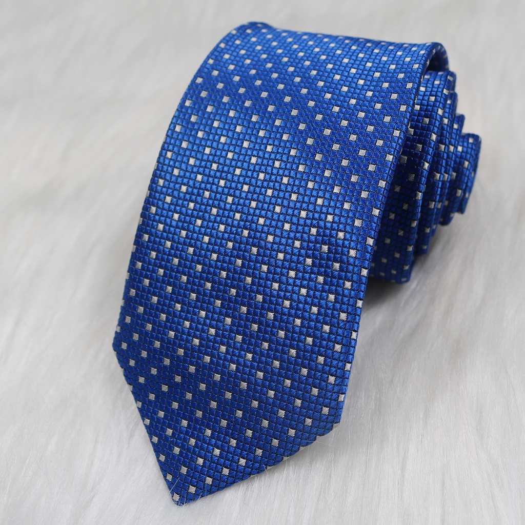 Cà vạt nam lụa họa tiết ô vuông tự thắt bản 8cm C0019