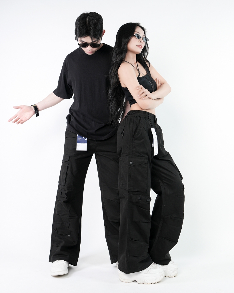 Quần Cargo Nữ Kaki Túi Hộp Ống Rộng Y2k 100% Cotton Mềm Màu Đen | KQSTYLING WIDE