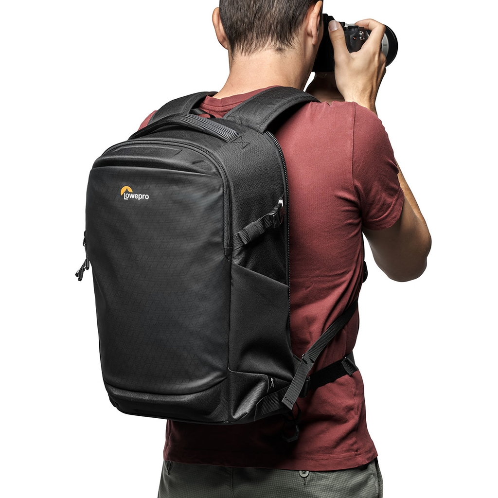 Balo đựng máy ảnh Lowepro Flipside 300 AW III - LP37350 / LP37351