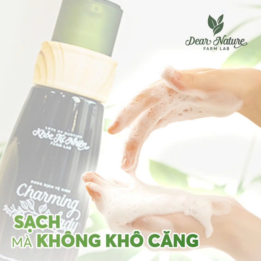 Dung dịch vệ sinh Charming Lady Khoẻ Tự Nhiên 100ml