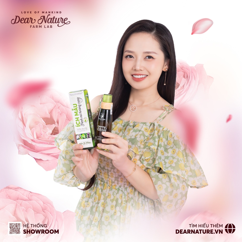 Dung dịch vệ sinh Ích Mẫu - Trinh Nữ Hoàng Cung - Trầu không Charming Lady