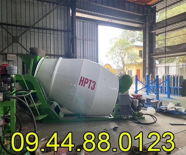 Bồn trộn bê tông 7m3 lắp đầu nổ