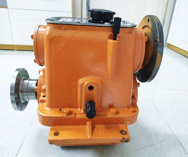 Hộp số thủy Toyomax 06