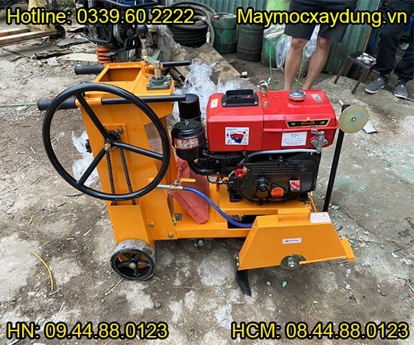 Máy cắt bê tông chạy dầu KC16 lắp đầu nổ Diesel D8