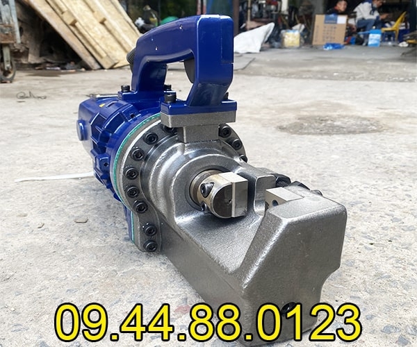 Máy cắt sắt thủy lực Trung Quốc RC16