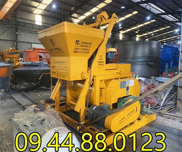 Máy trộn bê tông JS500