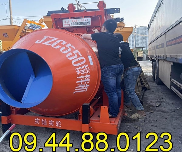 Máy trộn bê tông JZC550 gầu trượt