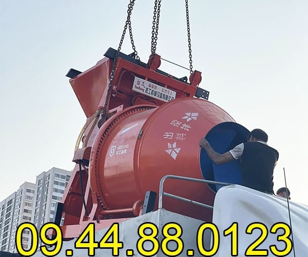 Máy trộn bê tông JZC550 gầu trượt