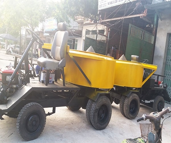 Máy trộn bê tông tự hành 3 bao