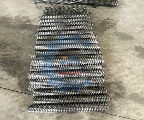 Con lăn tạo nhám gai 40cm