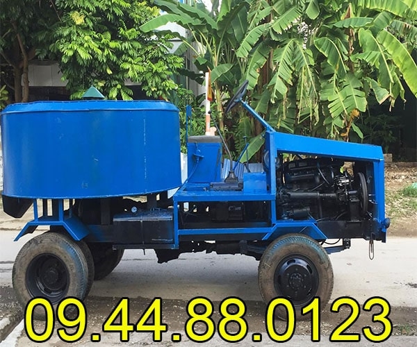 Xe trộn bê tông tự hành 18 bao 2 cầu