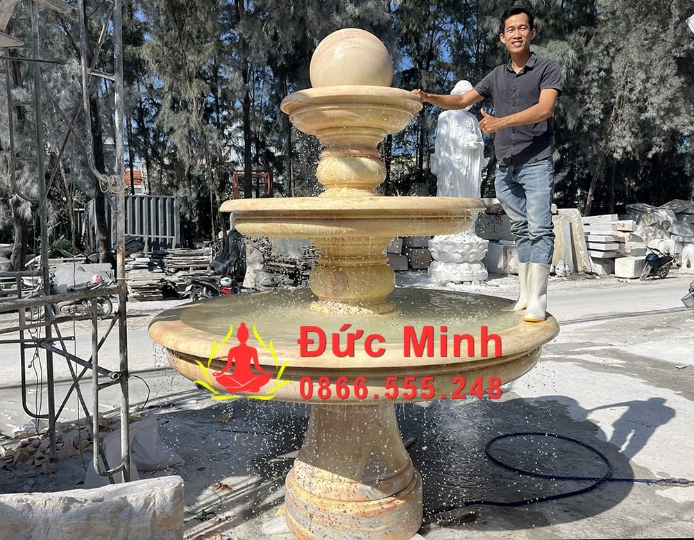Đài Phun Nước Đá Vàng Bi Xoay Luân Hồi Đẹp