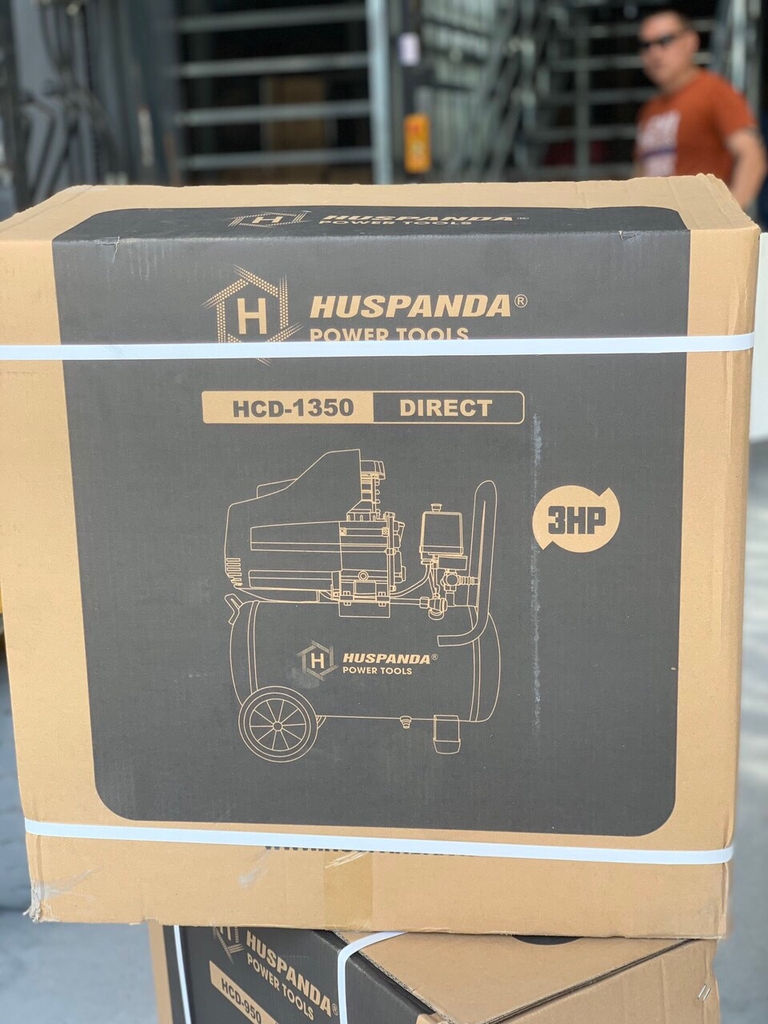 Máy Nén Khí Có Dầu Huspanda 30L HCD 1350