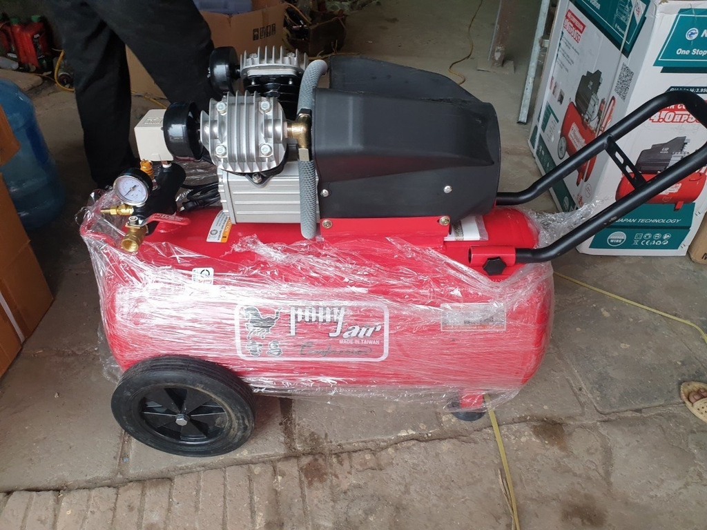 Máy Nén Khí Có Dầu Pony 5HP 62L DK-V2-62NK