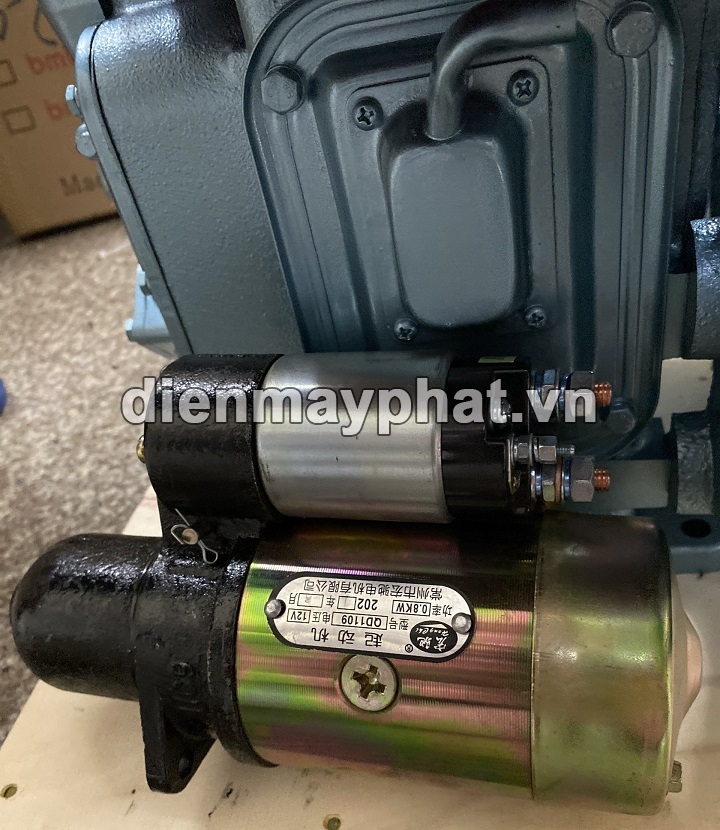 Máy Nổ – Động Cơ Dầu Quantrai 8HP QT R180D (D8 Nước Đề)