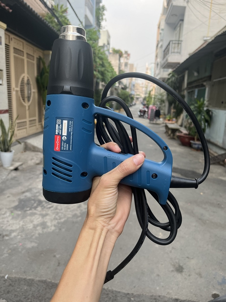 Máy Thổi Nóng Dongcheng 2000W DQB2000