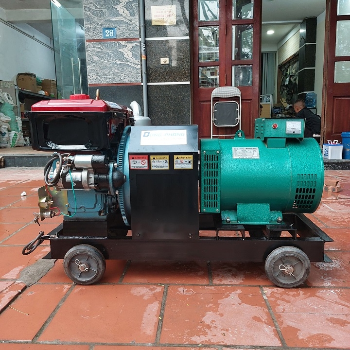 Máy Phát Điện Đầu Nổ Hoàng Anh 35HP 30KW (D35 Nước Đề)