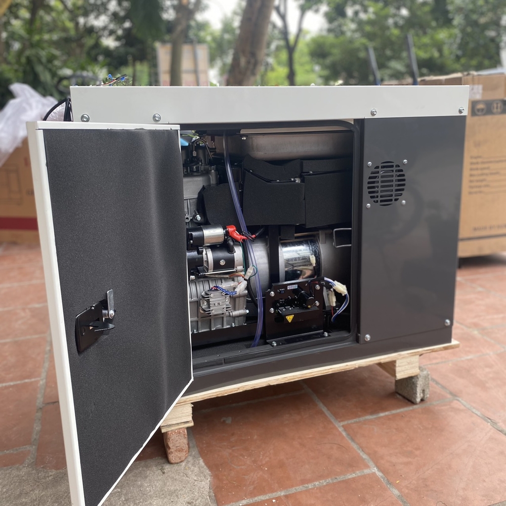 Máy Phát Điện Chạy Dầu Hakuda HKD 11KVA