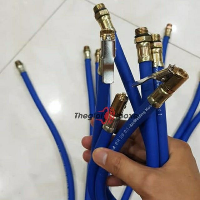 Đầu vòi bơm xe máy, ô tô, xe đạp (dùng để gắn với đồng hồ bơm)