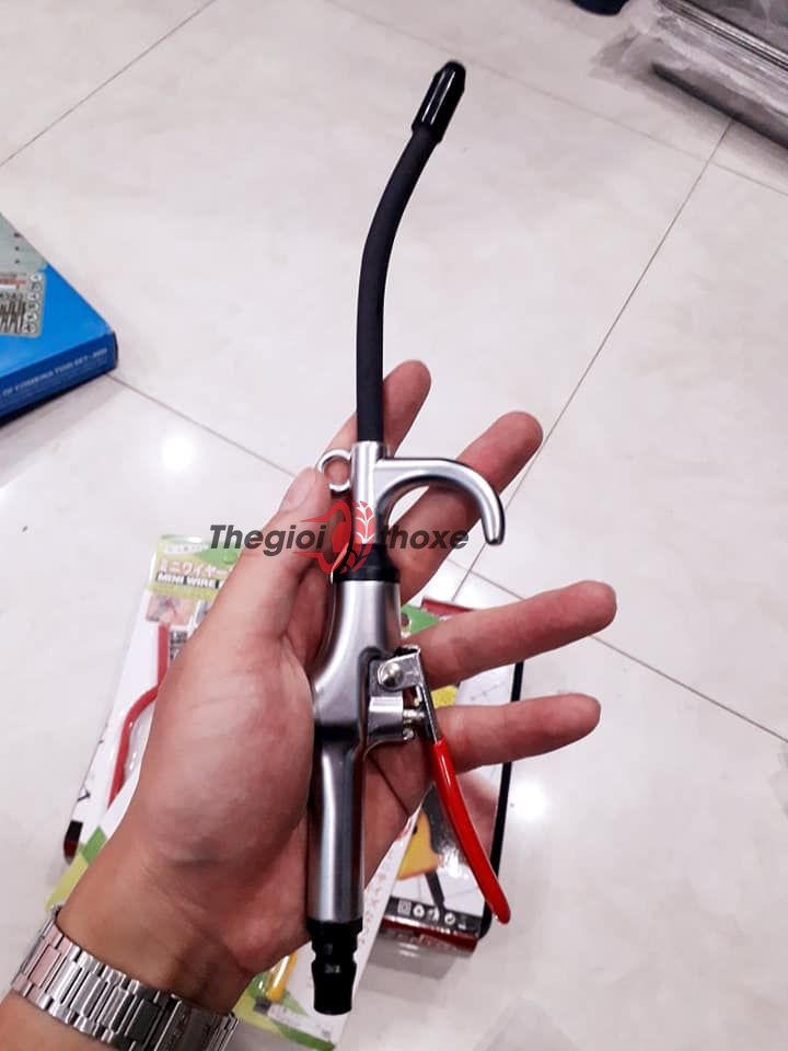 Đầu xịt hơi vòi dài