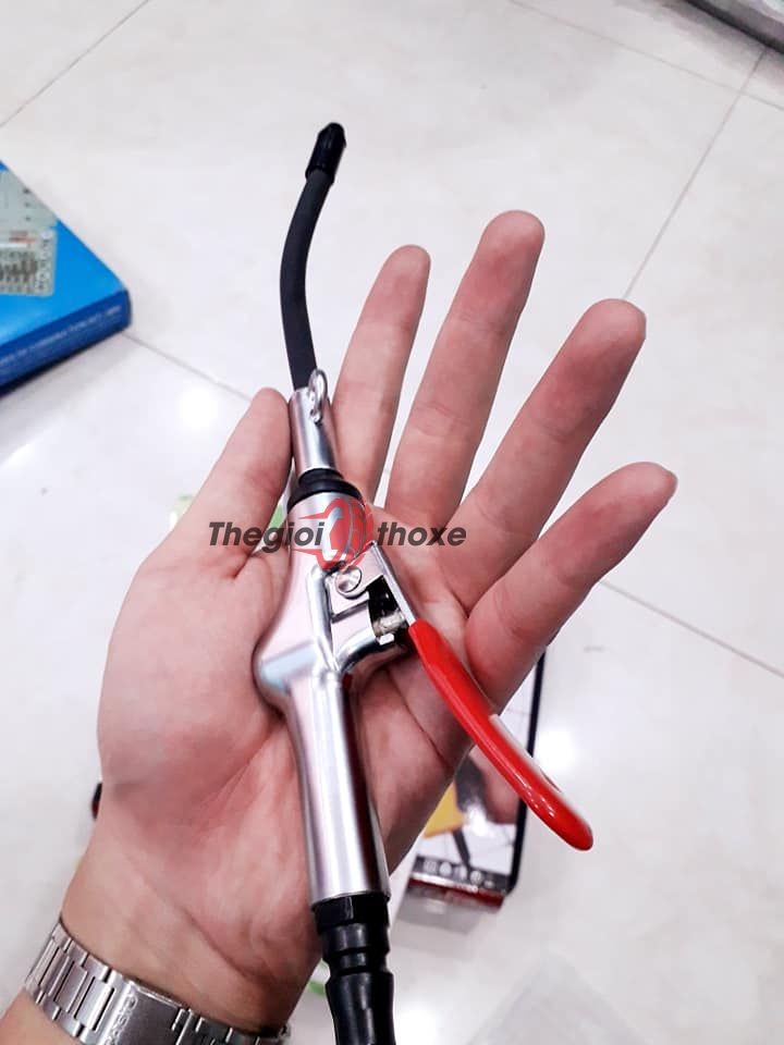 Đầu xịt hơi vòi dài