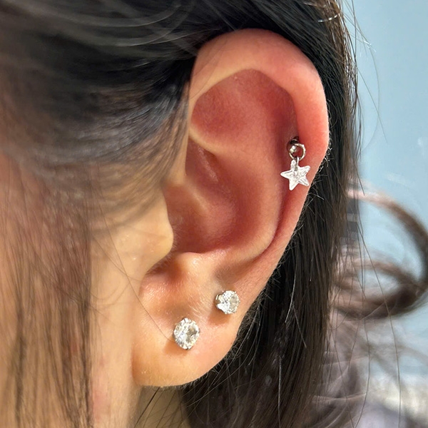 Bông tai Titan hình ngôi sao lấp lánh - 1.2*10mm