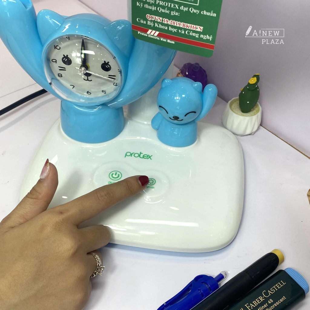 Đèn Học Để Bàn Chống Cận Thị Protex PR030L - Giải Pháp Dễ Thương Cho Không Gian Học Tập