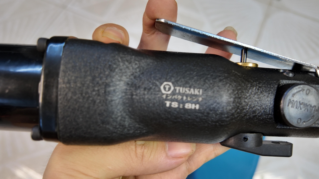 Súng bắn vít TUSAKI 8H