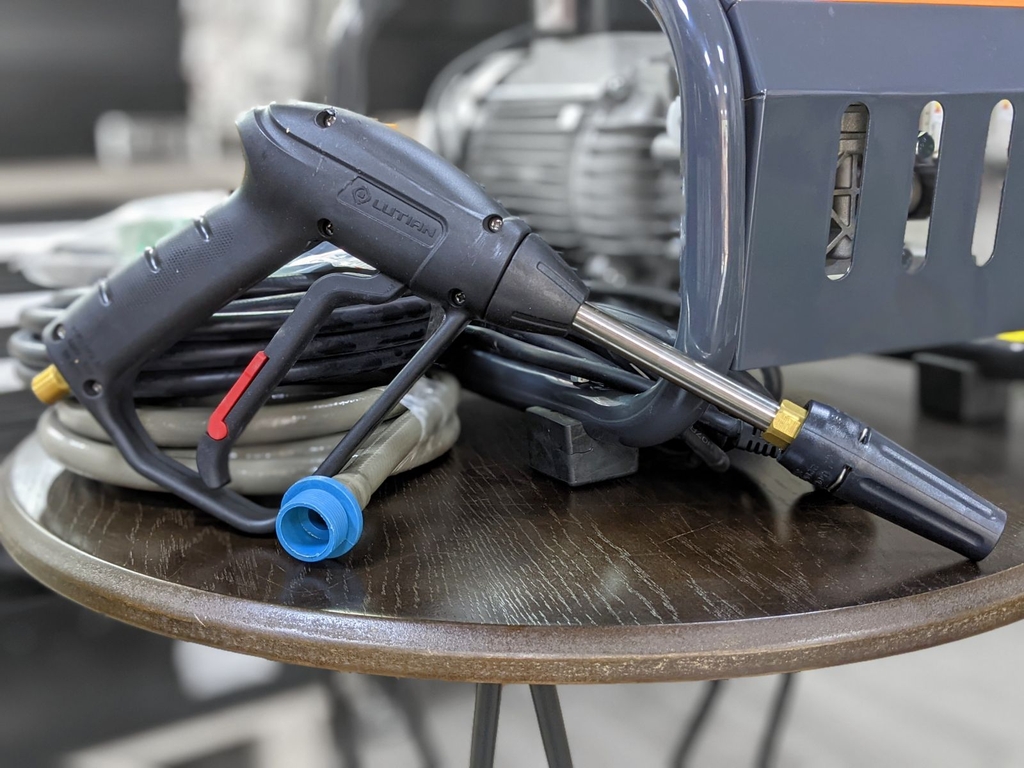 Máy rửa xe Lutian 1.8kw LT-390B