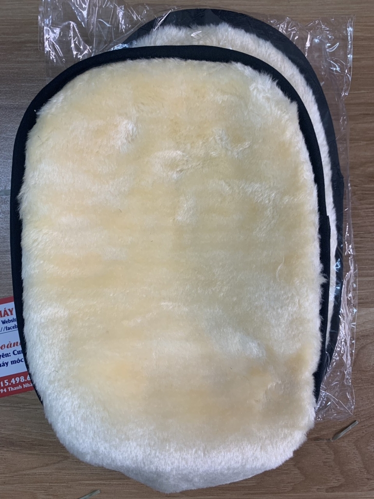 Găng tay lông cừu rửa xe