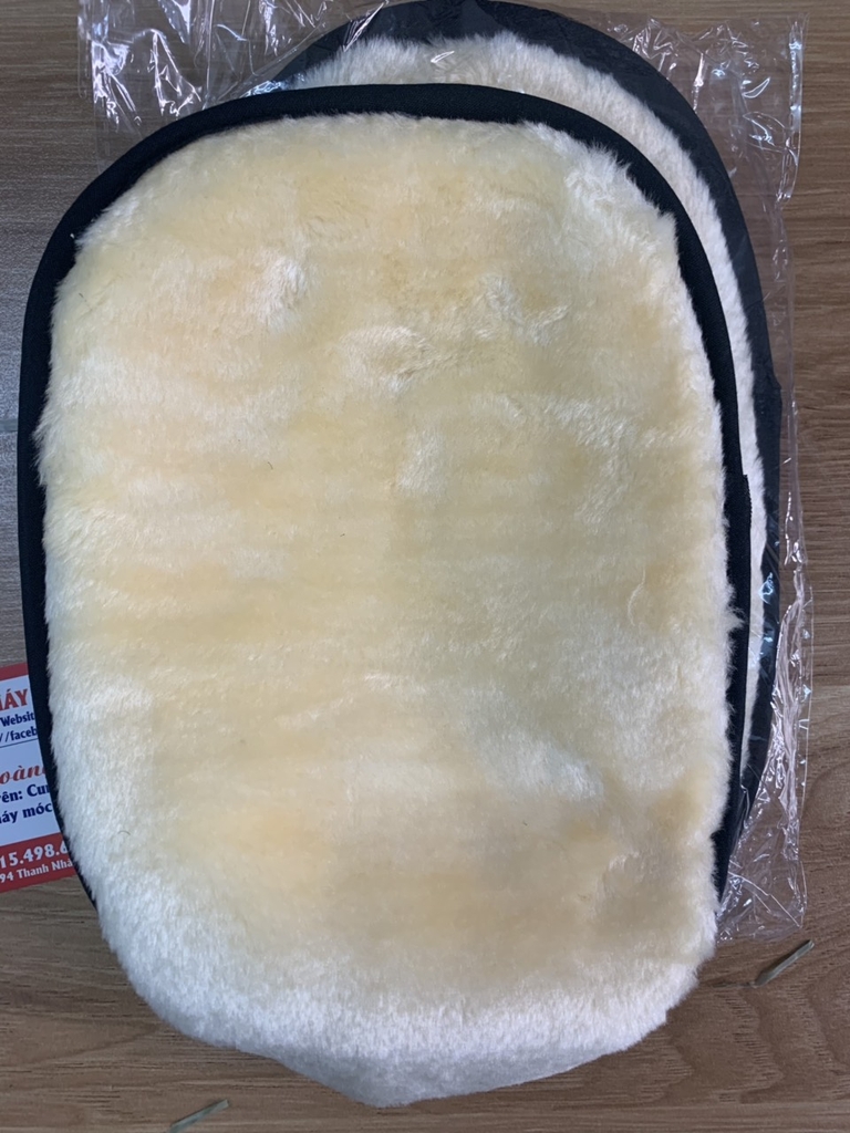 Găng tay lông cừu rửa xe