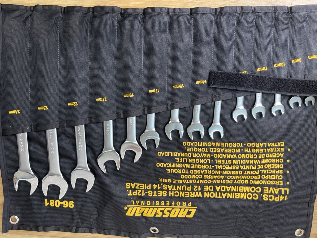 Bộ cờ lê Crossman