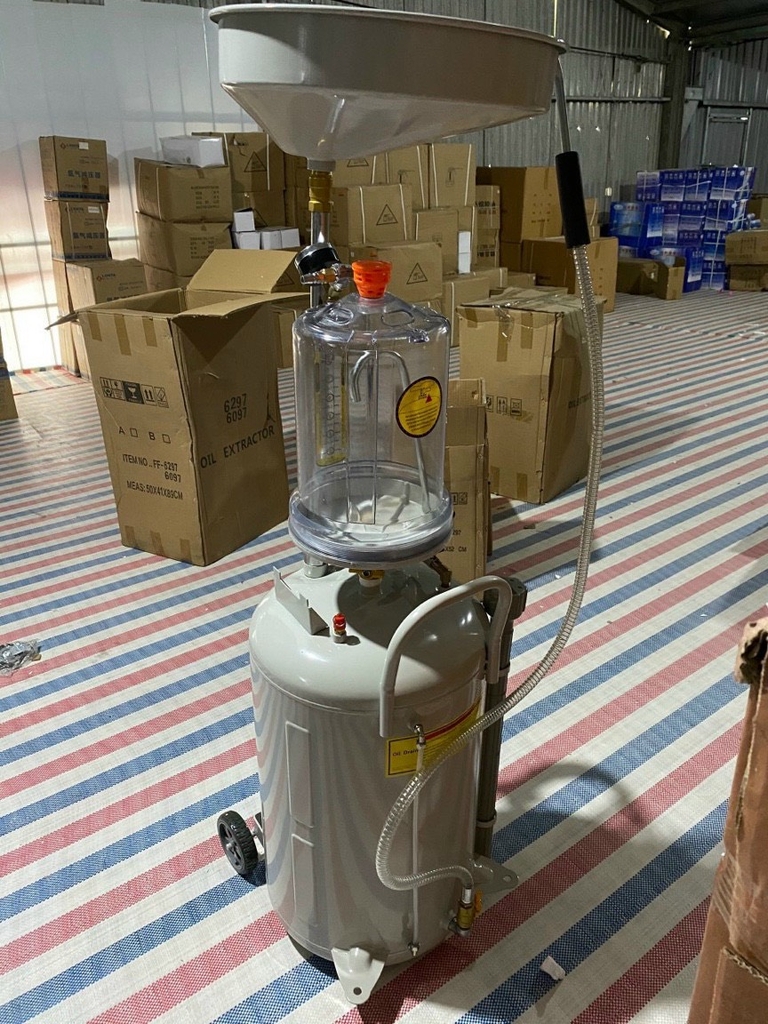 Máy hút dầu thải bằng điện HPMM HD-2390