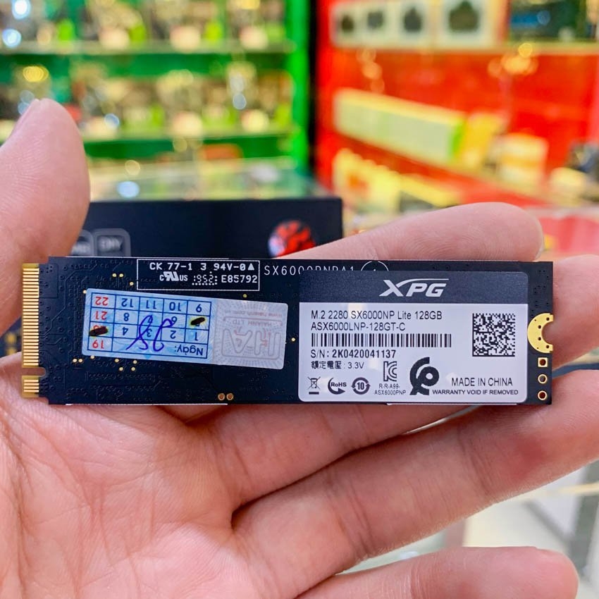 Ổ cứng SSD Adata SX6000NP Lite 128GB M.2 2280 PCIe NVMe Gen 3x4 (Đọc 1800MB/s - Ghi 1200MB/s)