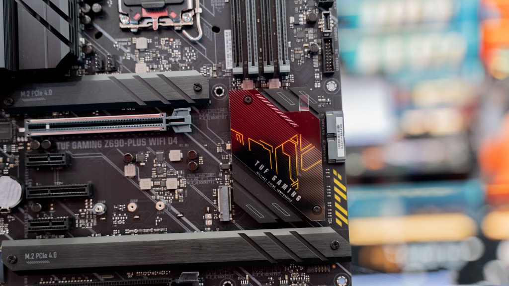 Mainboard ASUS TUF GAMING Z690-PLUS WIFI D4. (Intel Z690, Socket 1700, ATX, 4 khe RAM DDR4)