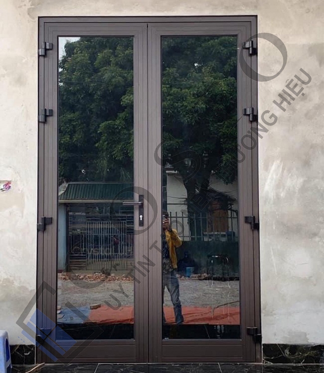 Cửa đi 2 cánh nhôm Xingfa