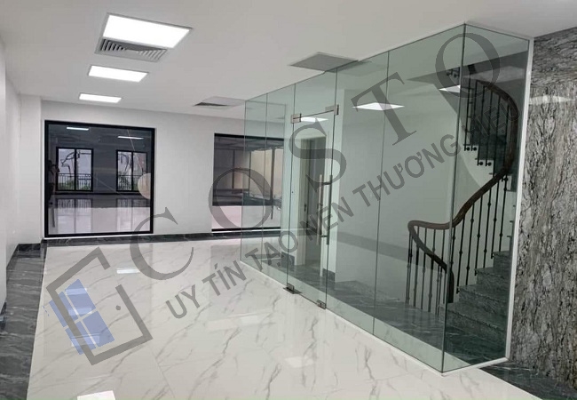 Mẫu cửa kính cường lực đẹp