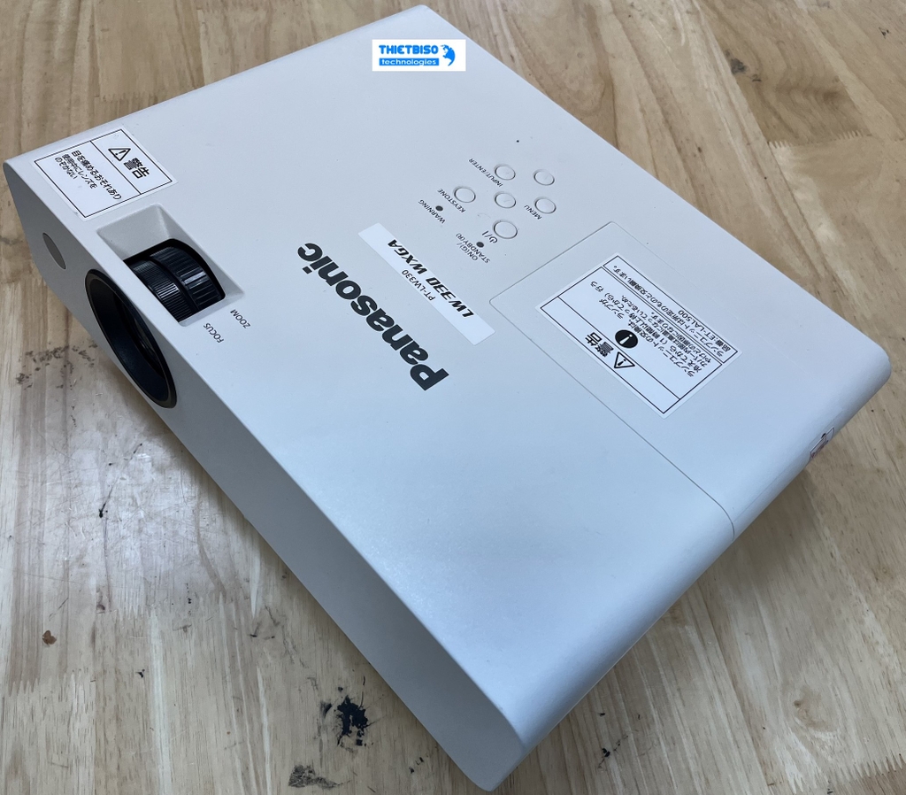 Máy chiếu cũ Panasonic PT-LB330J giá rẻ ( 130066 )