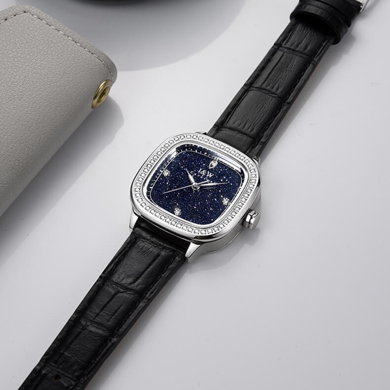 Đồng Hồ Nữ I&W Carnival 632L1 Quartz