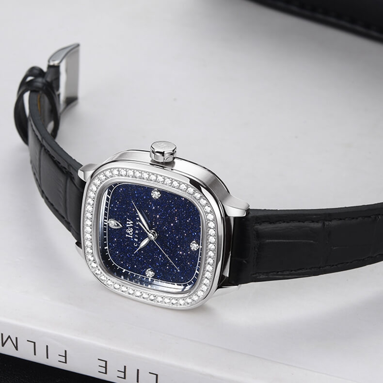 Đồng Hồ Nữ I&W Carnival 632L1 Quartz