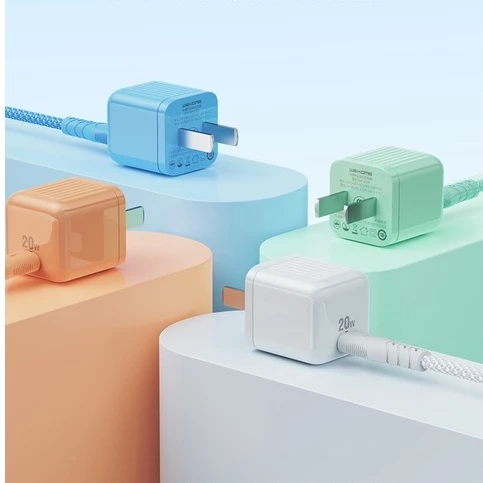 Củ sạc nhanh WEKOME PD + QC 20W Type-C U139 và cáp sạc samsung điện thoại máy tính bảng màu sắc thời thượng.