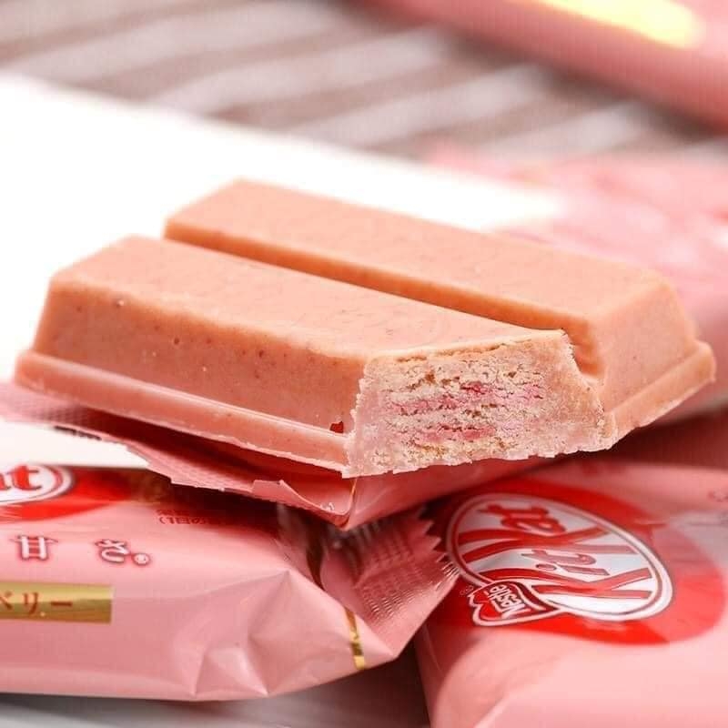 Bánh Kitkat Nhật (vị dâu)