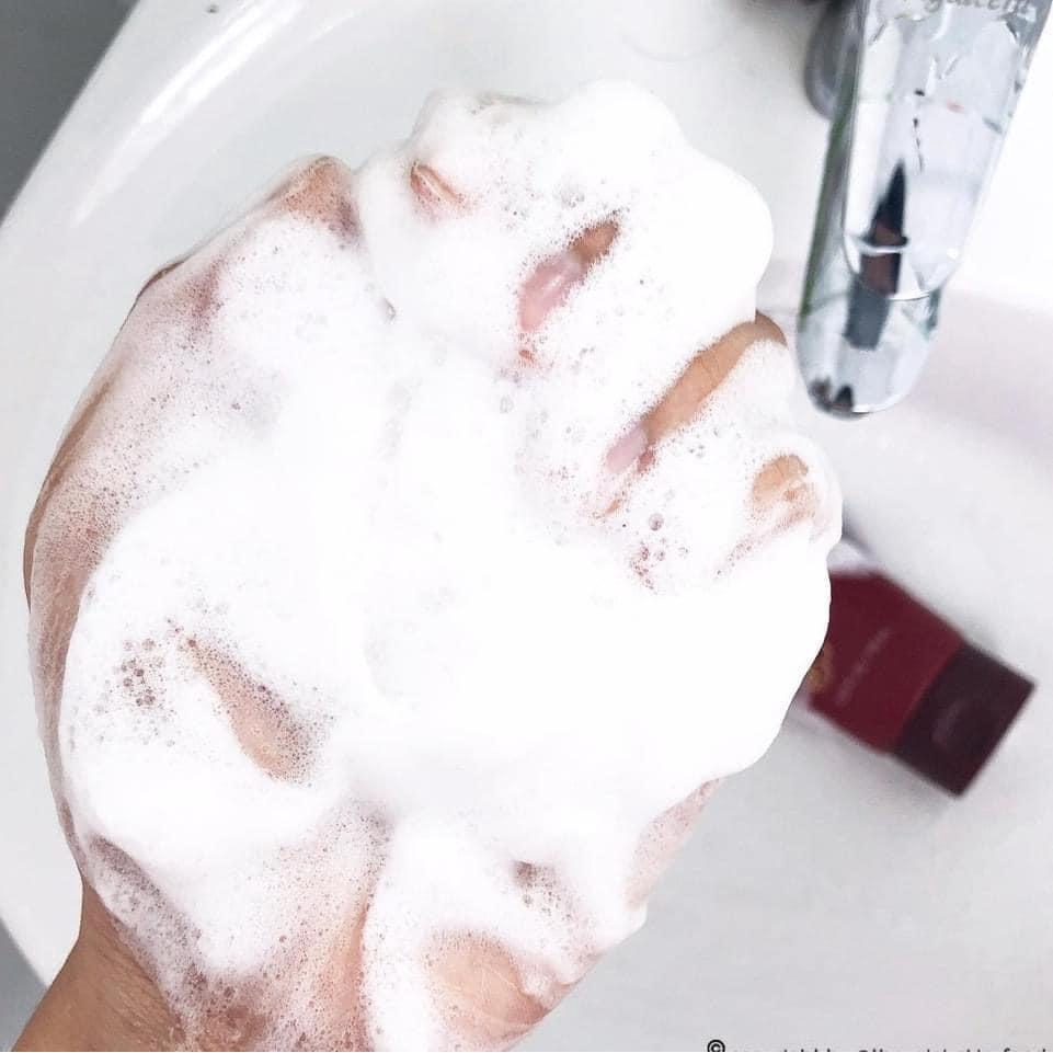 Sữa Rửa Mặt Lựu Đỏ Innisfree Revitalizing Foam Cleanser 80ml