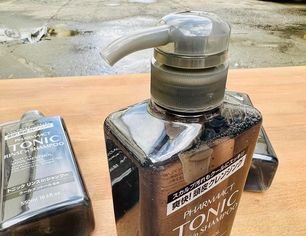 Dầu Gội Nam TONIC Pharmaact Nhật Bản 550ml
